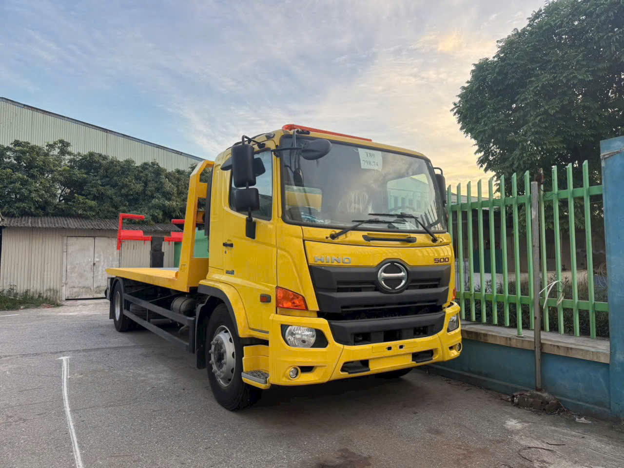 Cứu hộ xe tại Savico Mega Mall